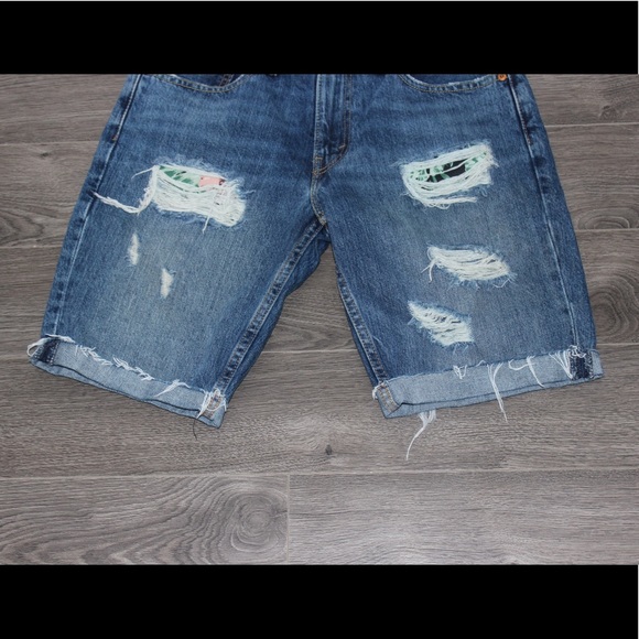 Levi Strauss jean denim shorts size 31 floral - Picture 3 of 11